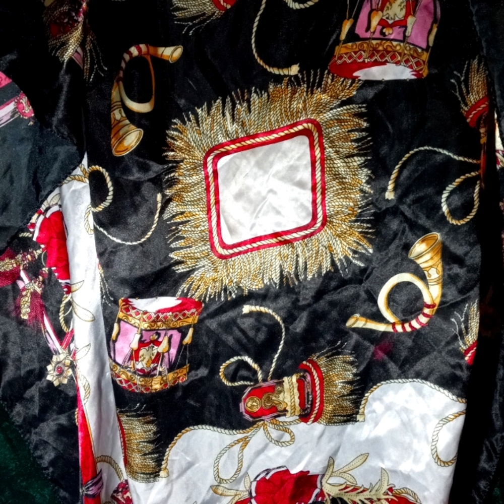 Scarf-lot # 2 - I have 1  black and red scarf